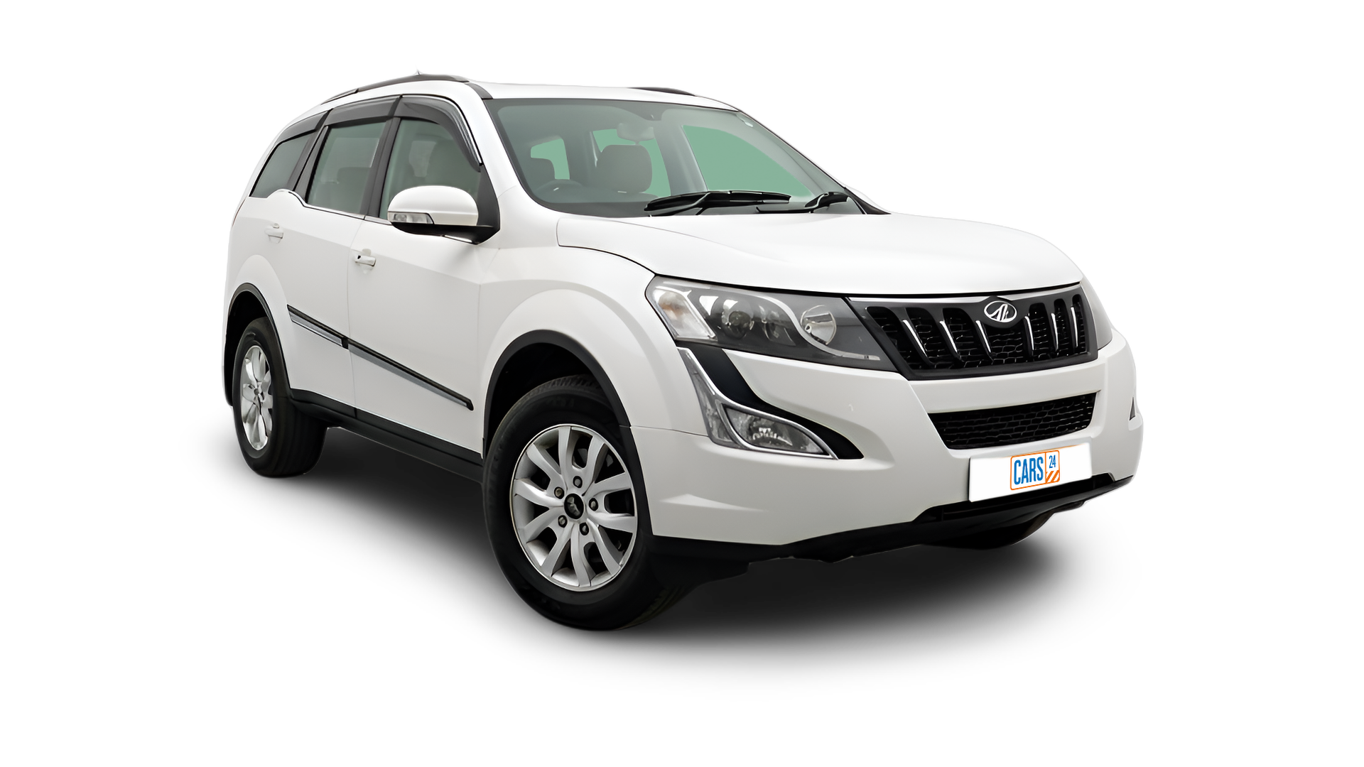 Mahindra XUV500-img